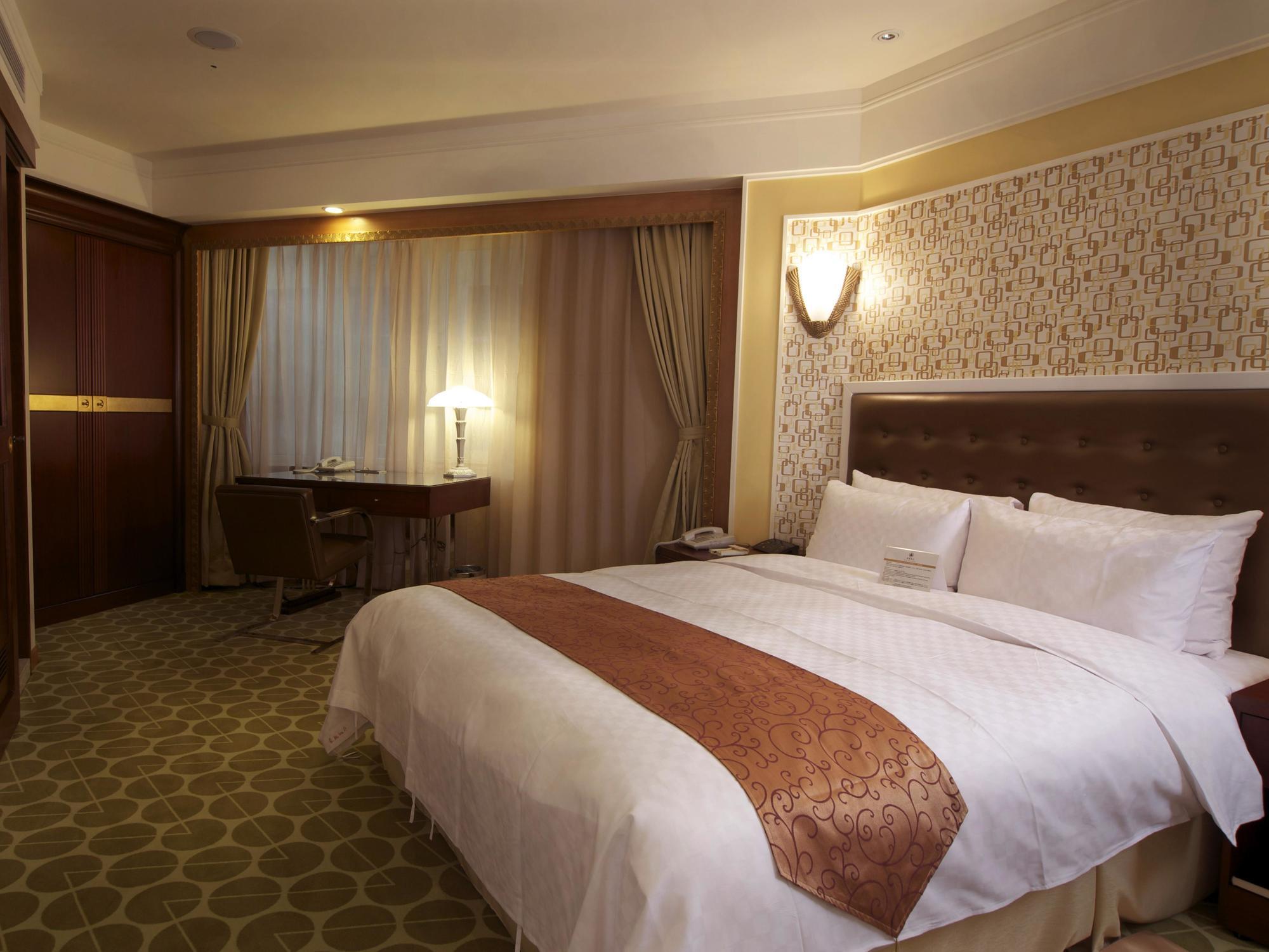 Royal Palace Hotel Тайбэй Экстерьер фото