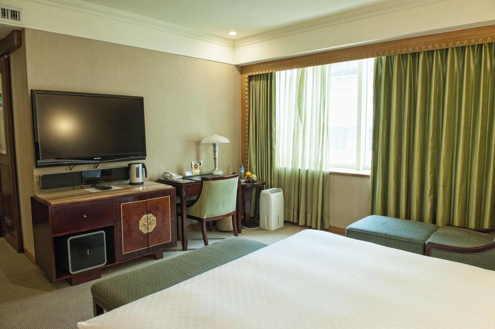 Royal Palace Hotel Тайбэй Экстерьер фото